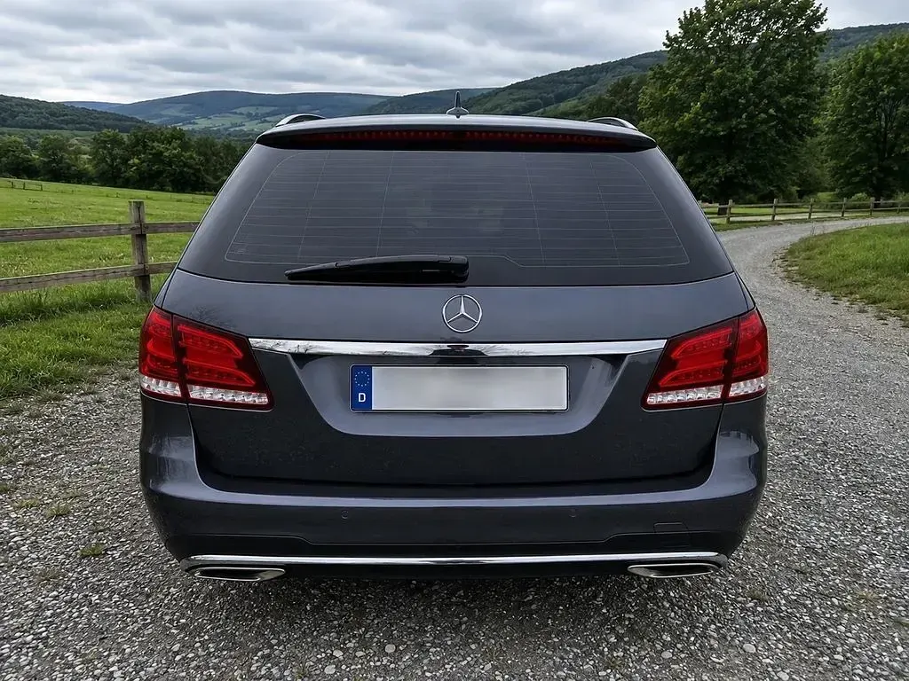 Gebraucht Mercedes E350 AMG 252 PS (185 kW) 2014 Grau Kombi