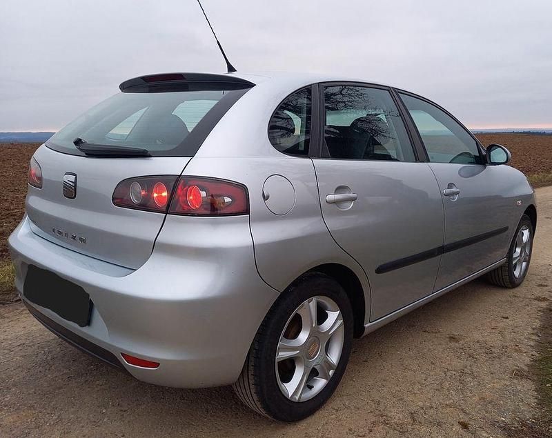 Gebraucht Seat Ibiza 86 PS (63 kW) 2008 Silber Limousine