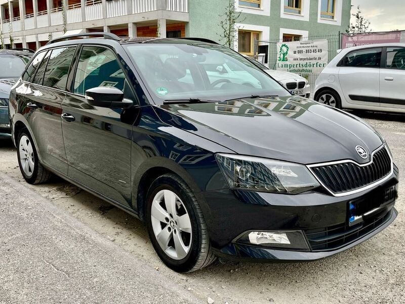 Schwarz Gebraucht 2017 Skoda Fabia Style Kombi | 5.500 € (Fairer Preis) - Bild 1/4