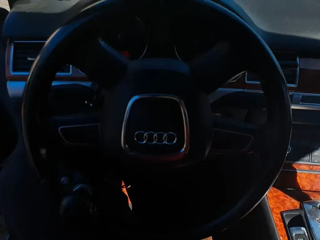 Gebraucht Audi A8 326 PS (239 kW) 2007 Silber Limousine