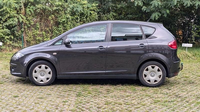 Schwarz Gebraucht 2007 Seat Altea Reference Van / Kleinbus | 3.500 € (Fairer Preis) - Bild 1/4