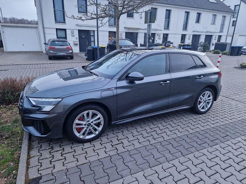 Gebraucht Audi A3 S-Line 245 PS (180 kW) 2022 Grau Limousine