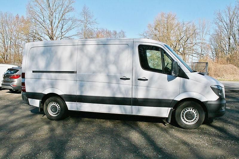 Gebraucht Mercedes Sprinter 143 PS (105 kW) 2018 Arktikweiss Van