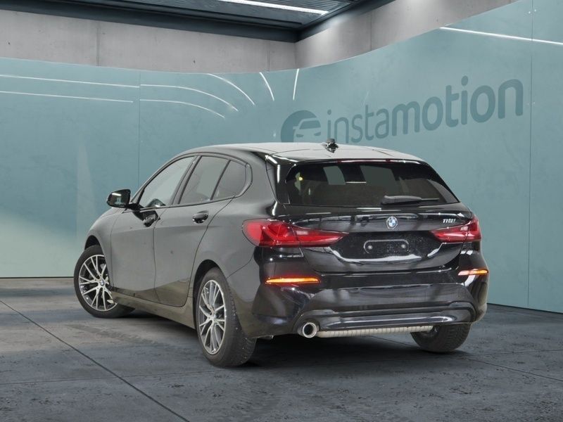 Gebraucht BMW 118 Sport Line 136 PS (100 kW) 2023 Schwarz Kleinwagen