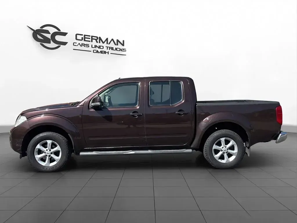 Gebraucht Nissan Navara SE 190 PS (139 kW) 2014 Violett Pickup