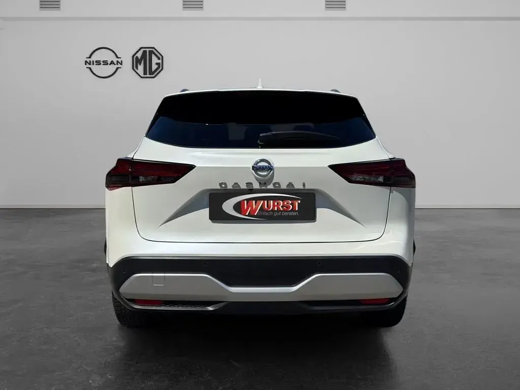 Gebraucht Nissan Qashqai Tekna+ 158 PS (116 kW) 2021 M) (weiss SUV