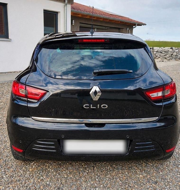 Gebraucht Renault Clio IV 90 PS (66 kW) 2017 Schwarz Kleinwagen