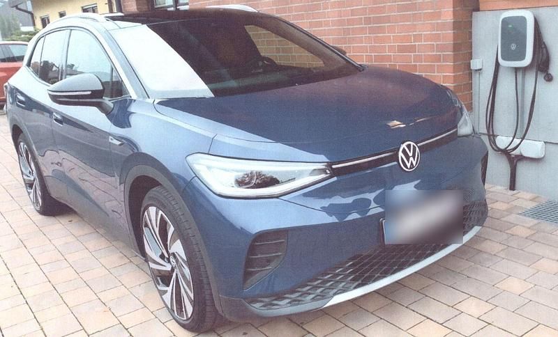 Blau Gebraucht 2021 VW ID.4 Pro Performance SUV | 22.000 € (Superpreis) - Bild 1/1