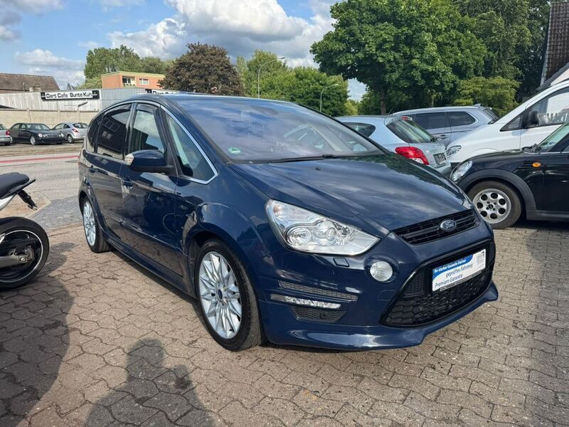 Blau Gebraucht 2014 Ford S-MAX Titanium S Van / Kleinbus | 10.290 € (Etwas zu teuer) - Bild 1/4