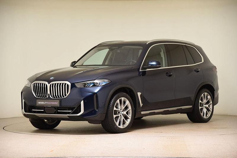 Blau Gebraucht 2024 BMW X5 Performance SUV | 72.940 € (Guter Preis) - Bild 1/4