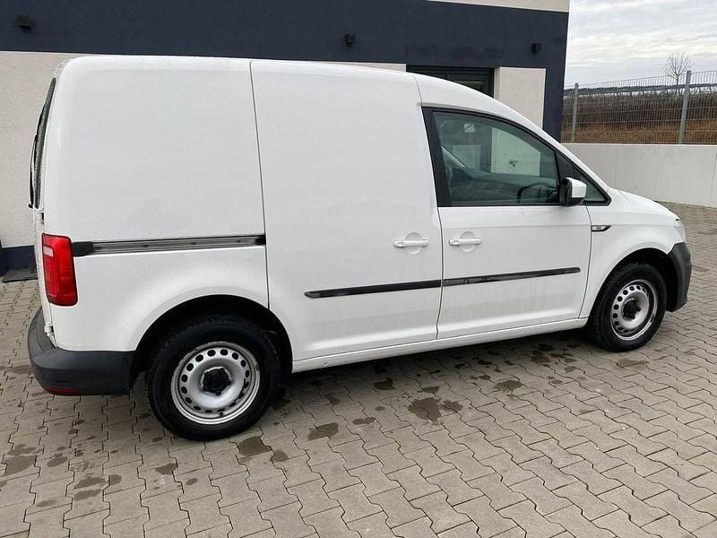 Gebraucht VW Caddy Trendline 102 PS (75 kW) 2019 Weiß Van / Kleinbus