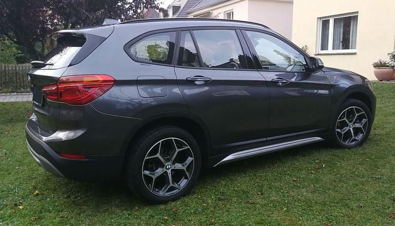 Gebraucht BMW X1 xLine 150 PS (110 kW) 2016 Schwarz SUV