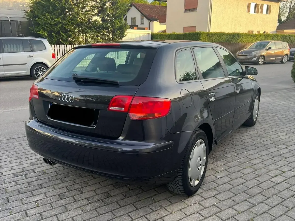 Usata Audi A3 140 CV (102 kW) 2007 Marrone Utilitaria