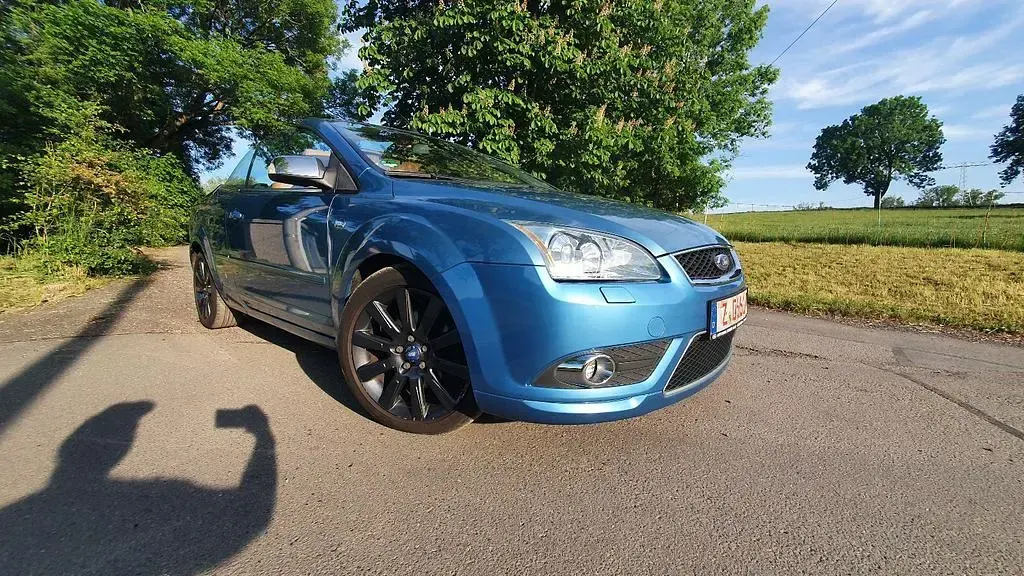 Gebraucht Ford Focus Cabriolet 145 PS (106 kW) 2008 Blau Cabrio