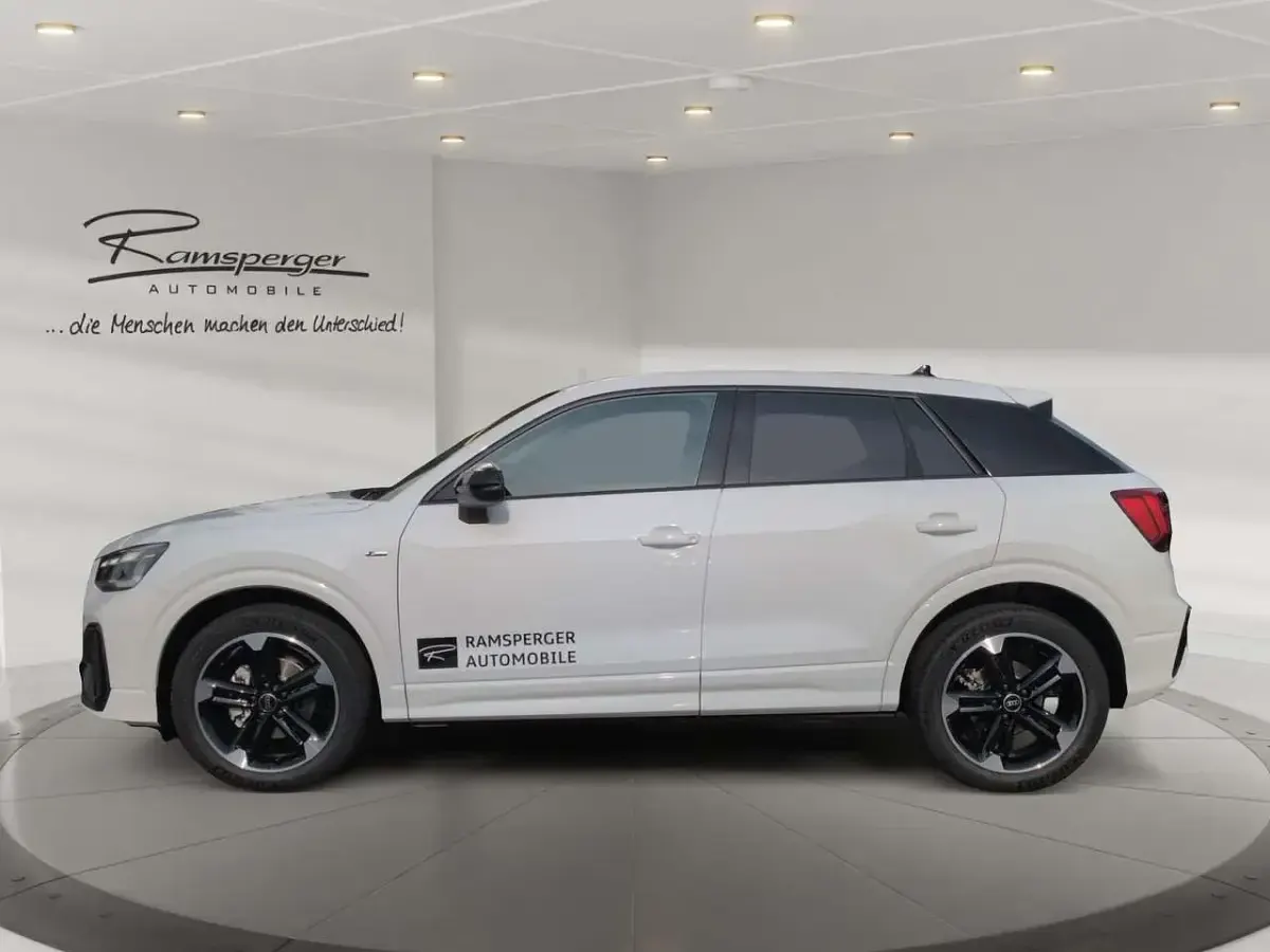 Usata Audi Q2 S-Line 150 CV (110 kW) 2025 Bianco SUV