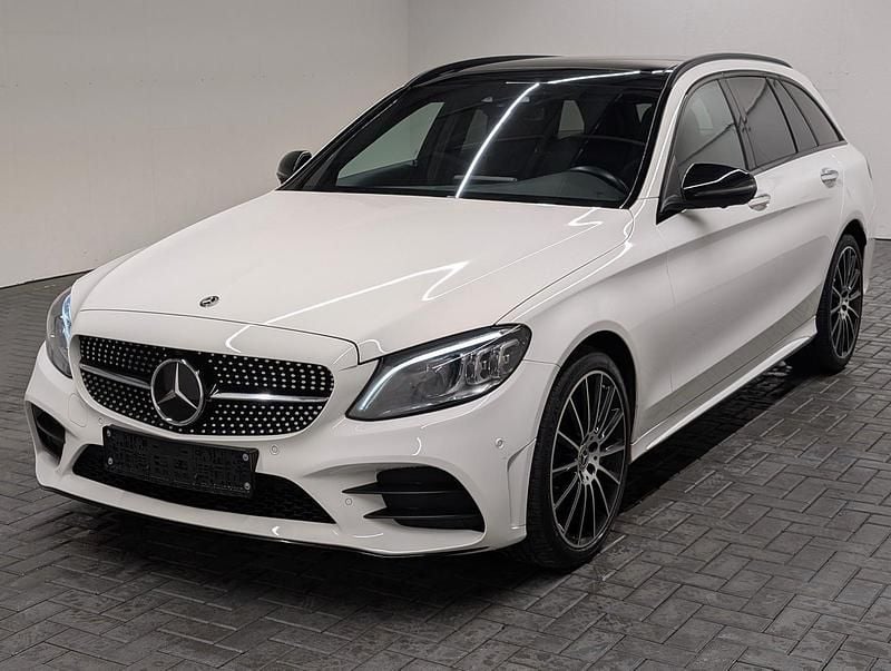 Gebraucht Mercedes C400 AMG line 333 PS (244 kW) 2018 Polarweiss Kombi