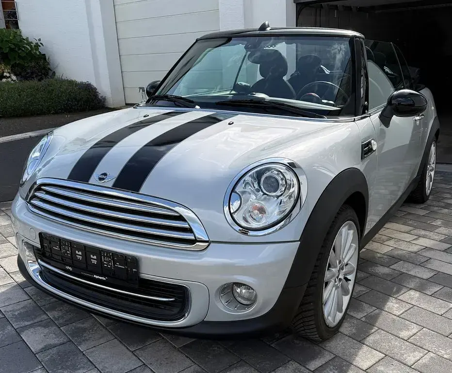 Gebraucht Mini Cooper Cabriolet 122 PS (89 kW) 2011 Silber Cabrio