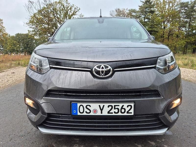 Gebraucht Toyota Proace City City 110 PS (80 kW) 2023 Grau Van / Kleinbus