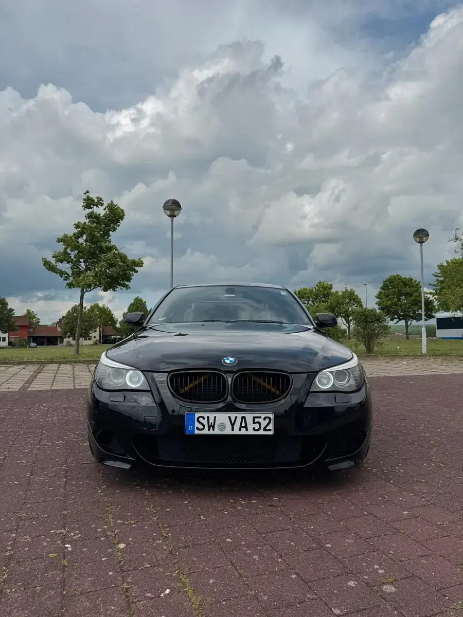Gebraucht BMW 530 M Sport 235 PS (172 kW) 2008 Schwarz Limousine