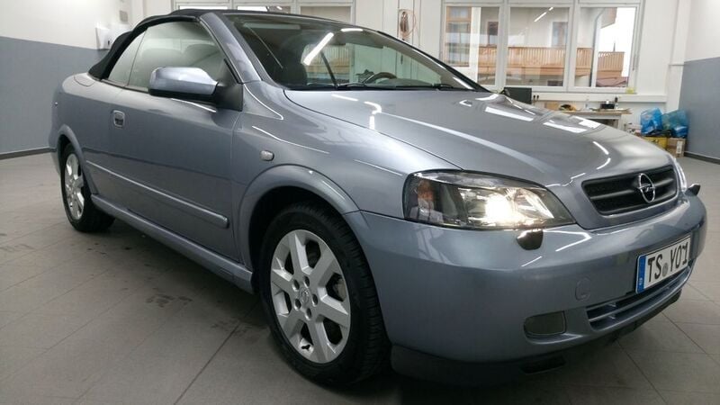Silber Gebraucht 2002 Opel Astra Cabriolet Cabrio | 3.600 € (Etwas zu teuer) - Bild 1/4