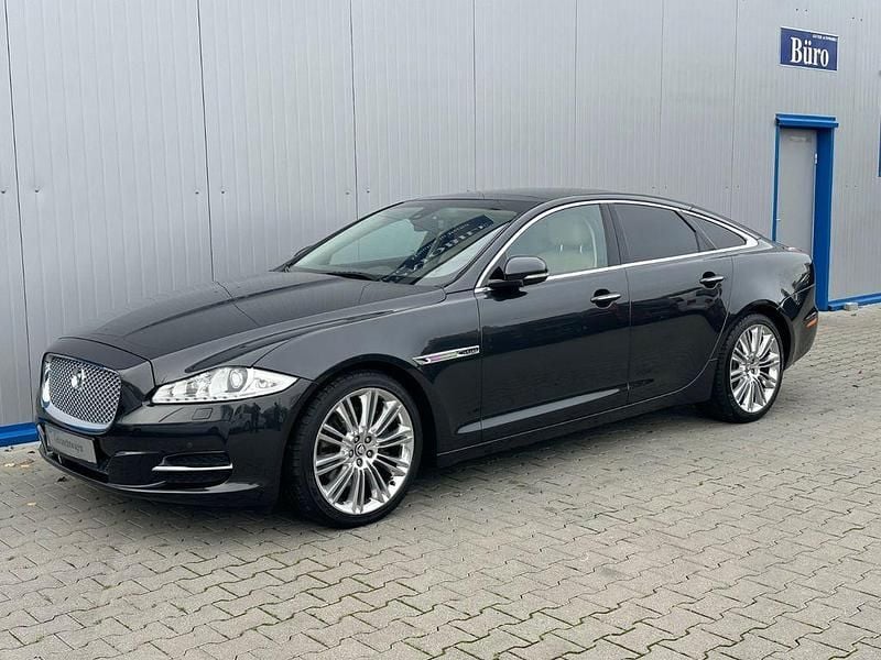 Gebraucht Jaguar XJ Premium Luxury 385 PS (283 kW) 2011 Grau Limousine