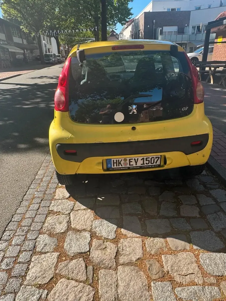 Gebraucht Peugeot 107 67 PS (49 kW) 2007 Gelb Kleinwagen