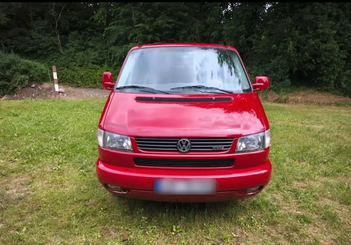 Gebraucht VW Multivan 151 PS (111 kW) 1998 Rot Van / Kleinbus