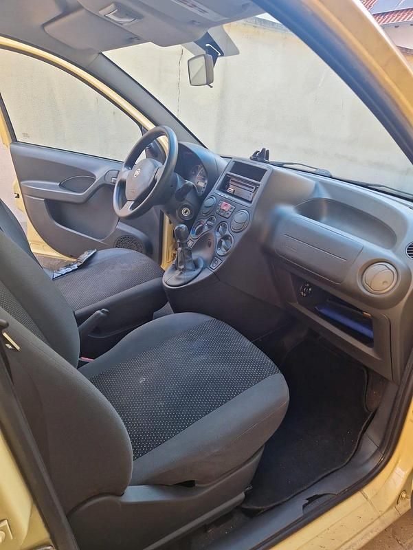 Occasion Fiat Panda 69 ch (50 kW) 2010 Jaune Citadine