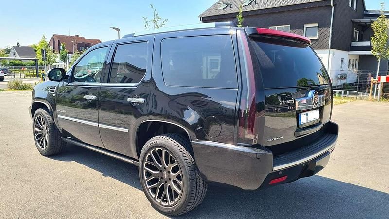 Gebraucht Cadillac Escalade 409 PS (300 kW) 2014 Schwarz SUV