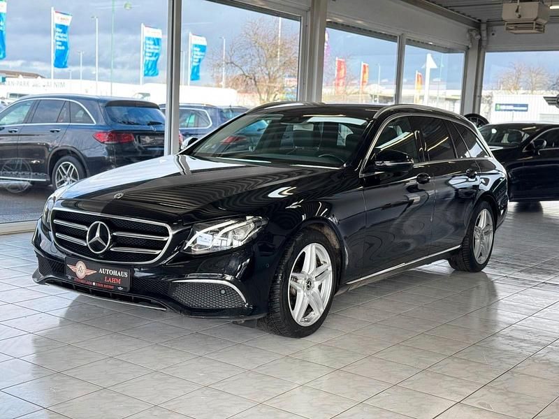 Gebraucht Mercedes E200 Avantgarde 150 PS (110 kW) 2019 Schwarz Kombi