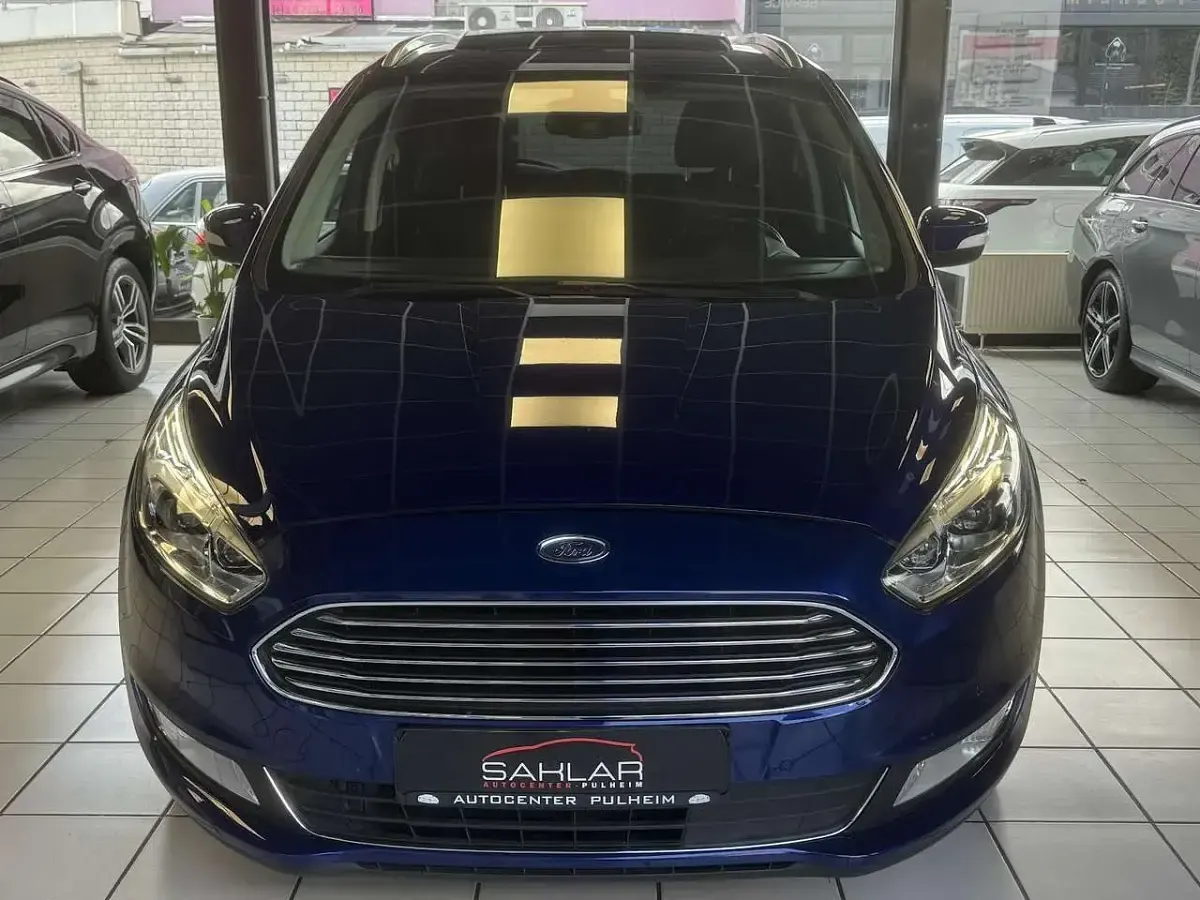 Gebraucht Ford Galaxy Titanium 179 PS (131 kW) 2017 Indicblau metallic Van / Kleinbus
