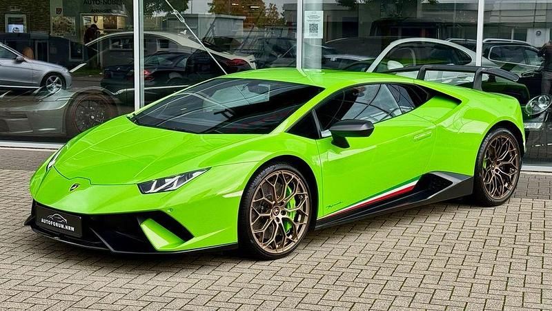 Gebraucht Lamborghini Huracán 640 PS (470 kW) 2018 Verde mantis (grün) Coupé