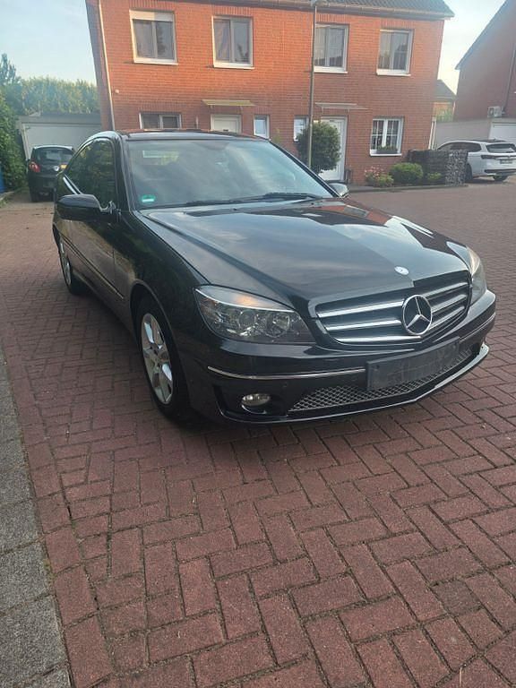 Schwarz Gebraucht 2009 Mercedes CLC180 Kleinwagen | 6.150 € (Guter Preis) - Bild 1/4