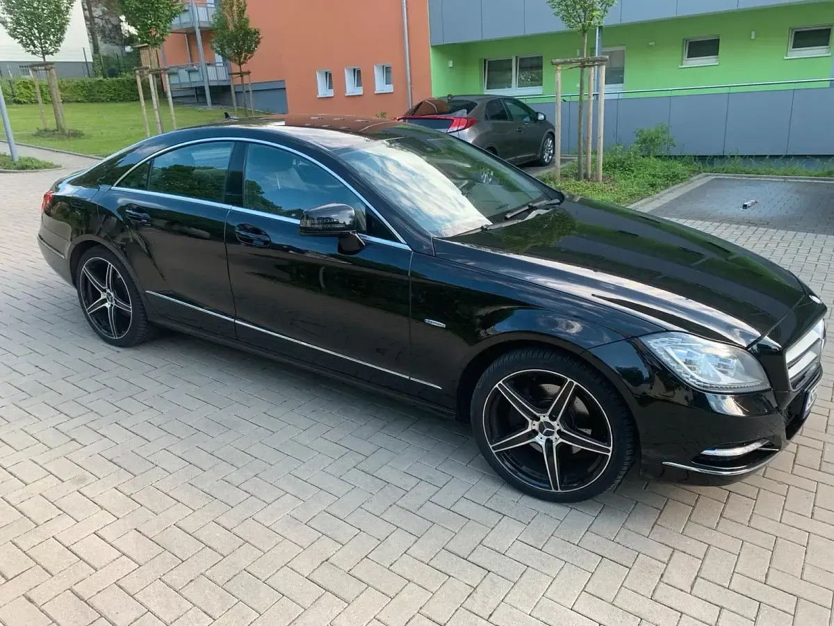 Gebraucht Mercedes CLS350 265 PS (194 kW) 2011 Schwarz Coupé