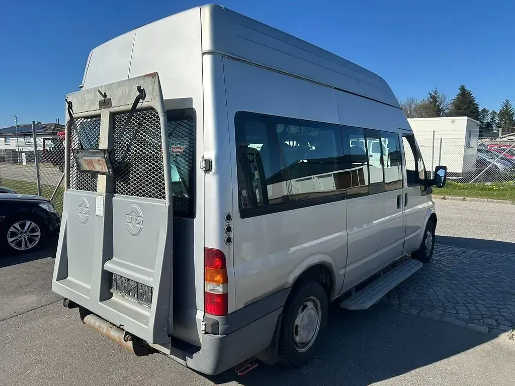 Second-hand Ford Transit 125 CP (91 kW) 2006 Argintiu Break
