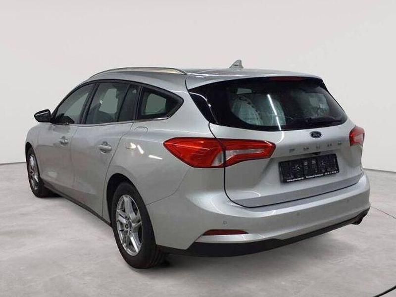 Gebraucht Ford Focus Cool & Connect 125 PS (91 kW) 2021 Polarsilber metallic Kombi