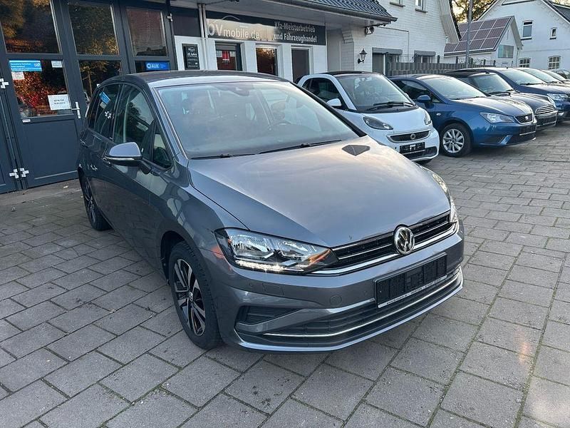 Gebraucht VW Golf VII United 116 PS (85 kW) 2020 Grau Limousine