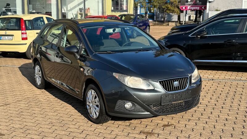 Grau Gebraucht 2012 Seat Ibiza Reference Limousine | 3.499 € (Guter Preis) - Bild 1/4