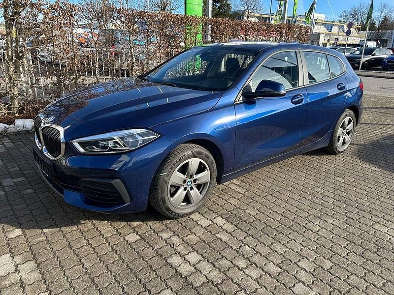 Gebraucht BMW 118 Advantage 140 PS (102 kW) 2020 Blau Kleinwagen