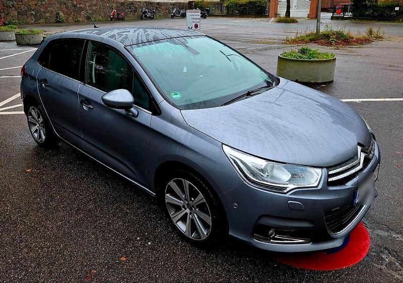 Grau Gebraucht 2016 Citroën C4 PureTech Limousine | 6.500 € (Superpreis) - Bild 1/4