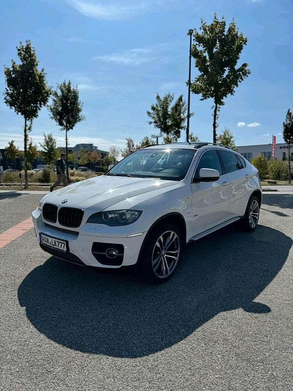 Weiß Gebraucht 2011 BMW X6 SUV | 17.500 € (Teuer) - Bild 1/4