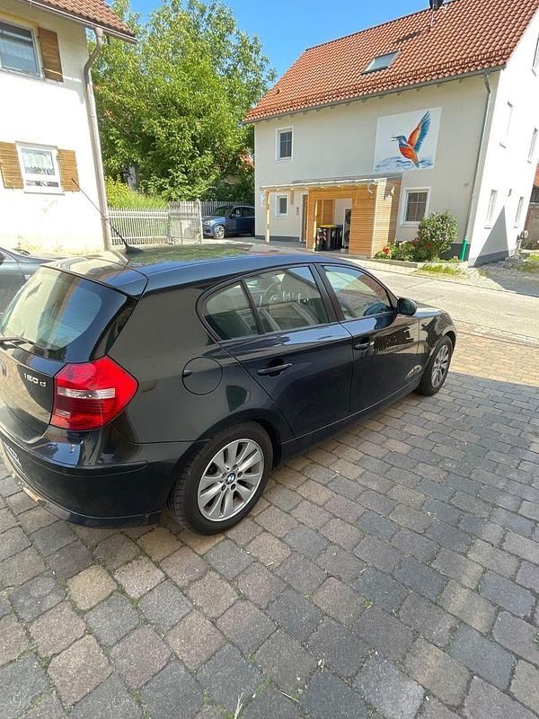 Schwarz Gebraucht 2008 BMW 120 Kleinwagen | 2.450 € (Superpreis) - Bild 1/4