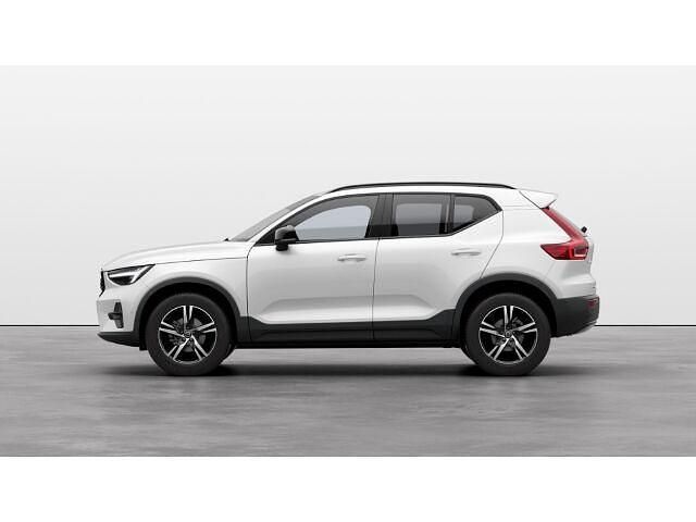 Gebraucht Volvo XC40 Plus 163 PS (119 kW) 2024 Weiß SUV
