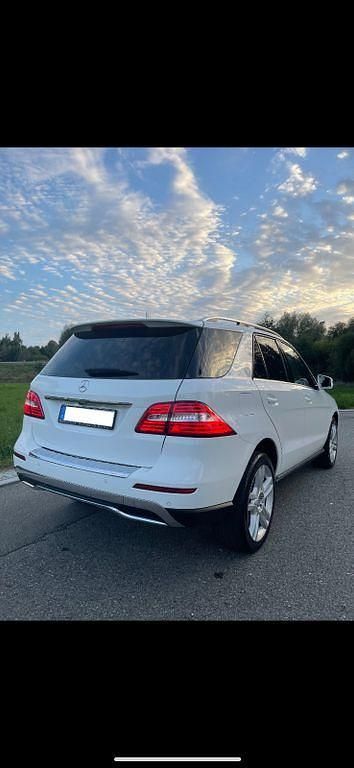 Gebraucht Mercedes ML350 258 PS (189 kW) 2014 Weiß SUV
