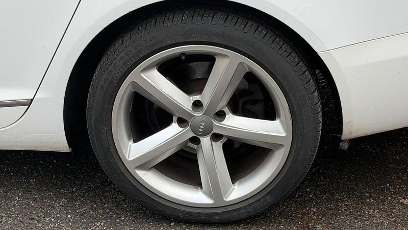 Gebraucht Audi A6 170 PS (125 kW) 2011 Weiß Kombi