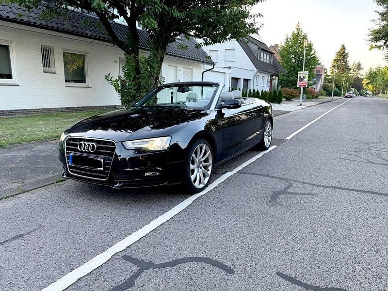 Schwarz Gebraucht 2012 Audi A5 Cabriolet Cabrio | 11.999 € (Guter Preis) - Bild 1/4