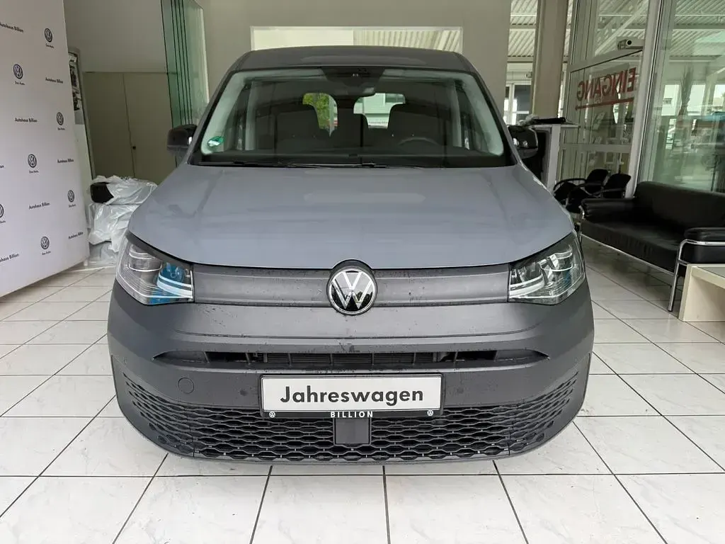 Gebraucht VW Caddy 116 PS (85 kW) 2024 Grau Van / Kleinbus