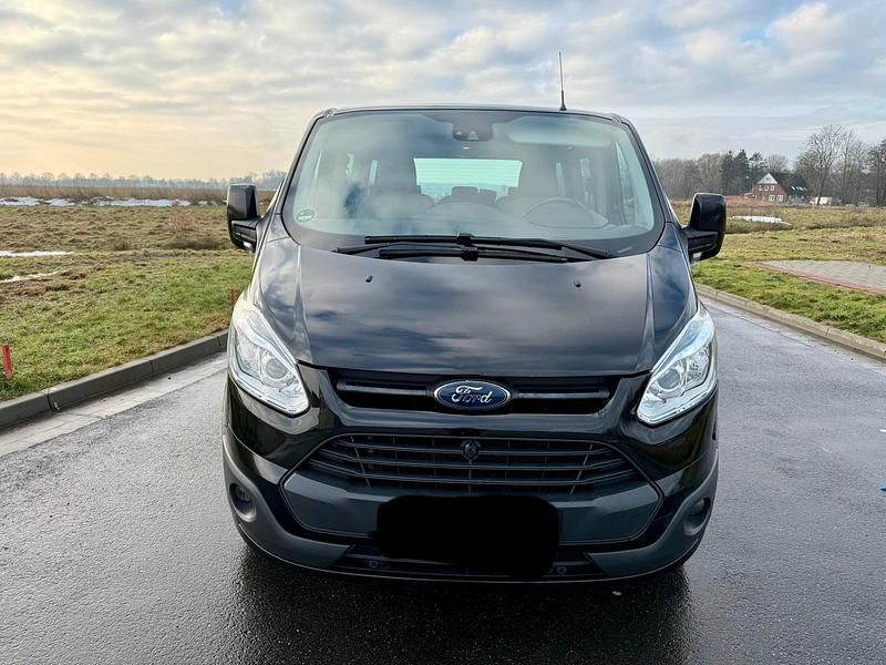 Gebraucht Ford Tourneo 155 PS (114 kW) 2014 Schwarz Van / Kleinbus