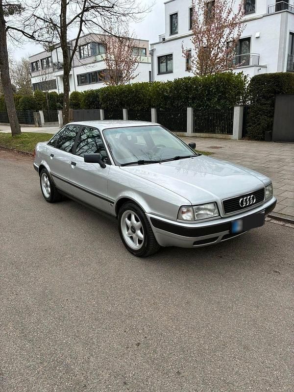 Second-hand Audi 80 116 CP (85 kW) 1994 Argintiu Berlinǎ