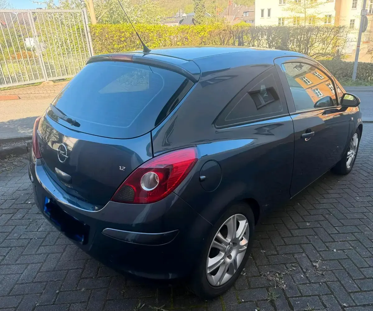 Gebraucht Opel Corsa 80 PS (58 kW) 2008 Blau Kleinwagen